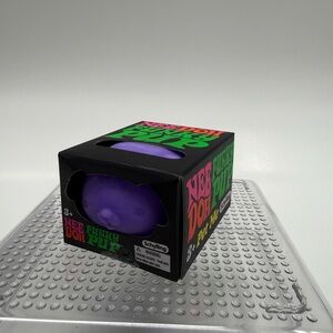 NeeDoh funky pup purple
